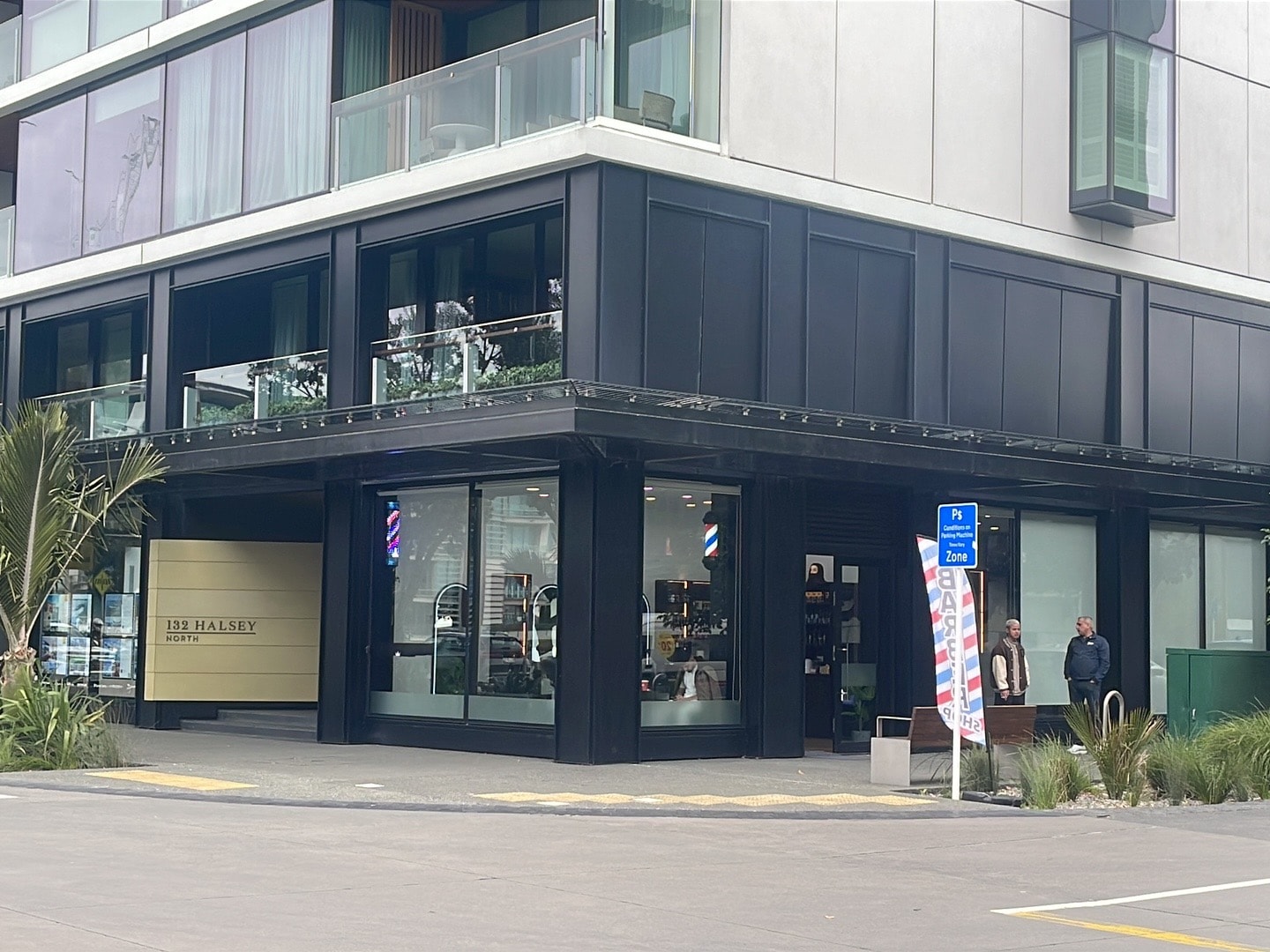 Wynyard Barber photo 1