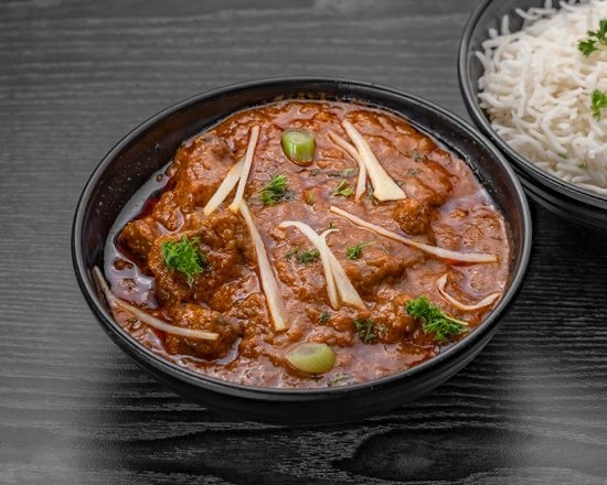Curry on Queen photo 1