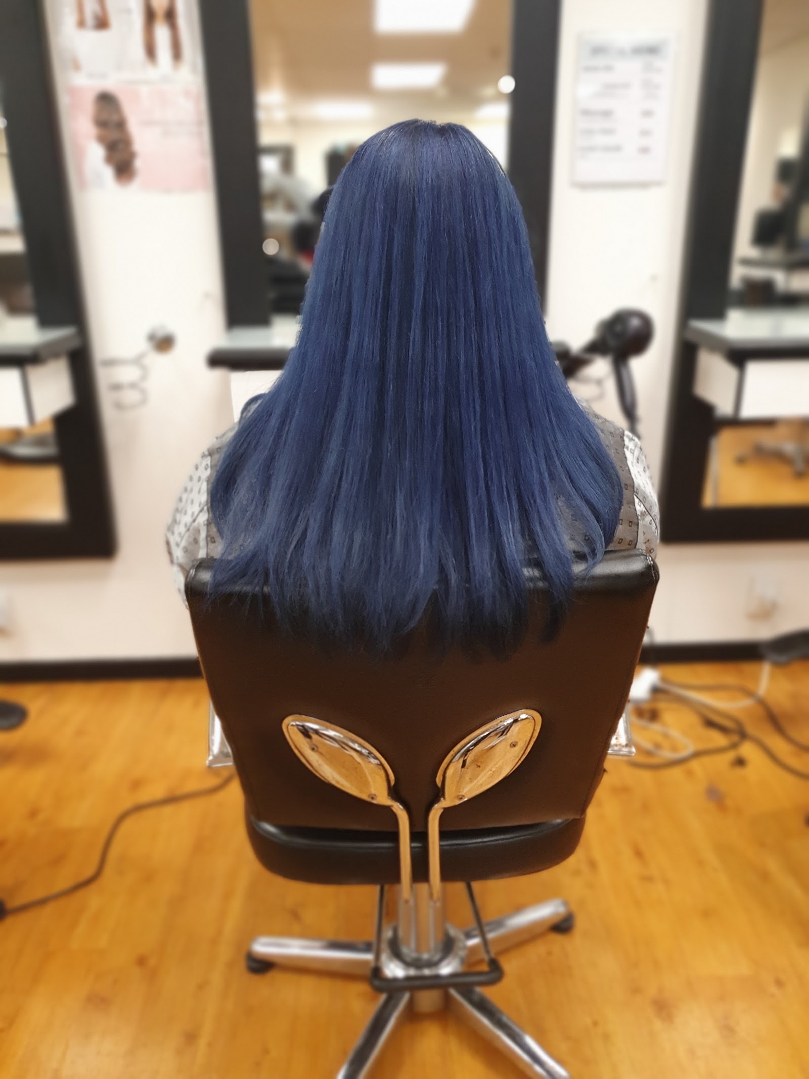 Q Hair Cafe photo 2