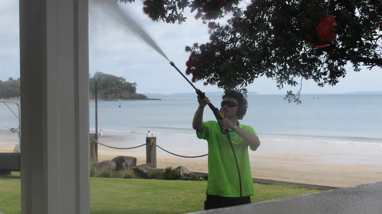 NZ Nova Exterior photo 2